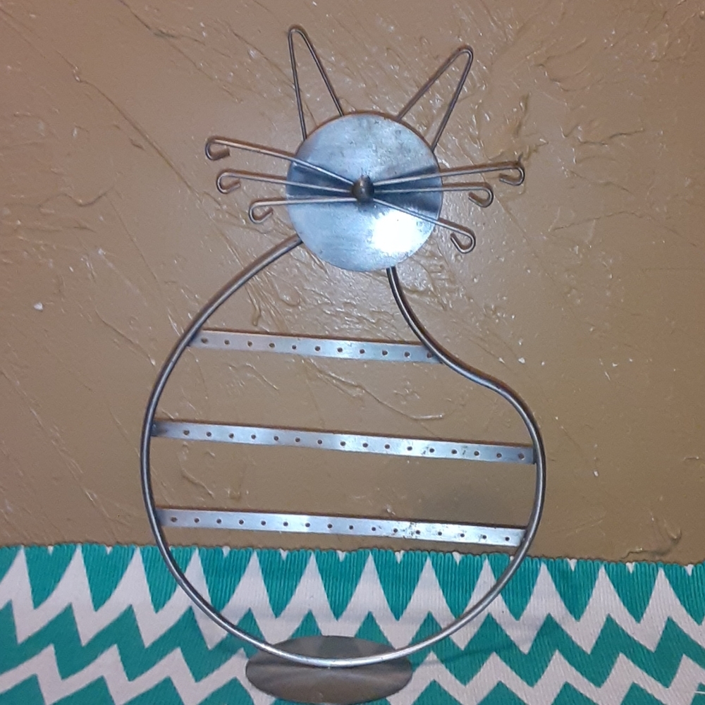 Metal kitty cat earring jewelry holder